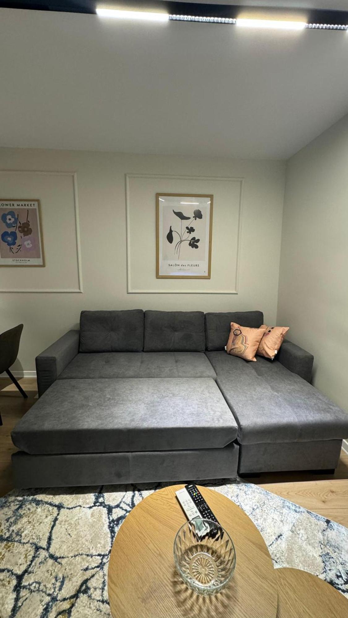 Charming Comfort Apartment Tirana Extérieur photo