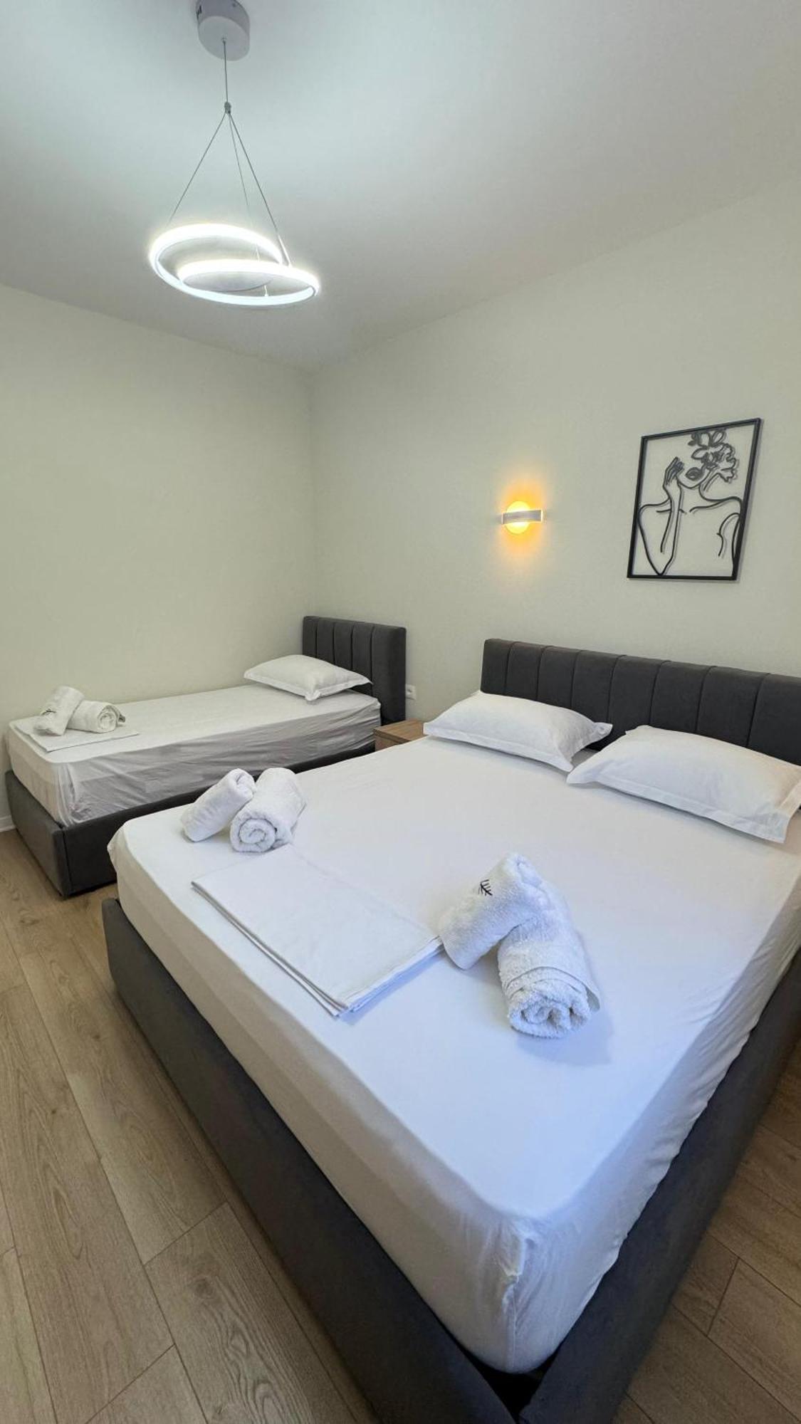 Charming Comfort Apartment Tirana Extérieur photo