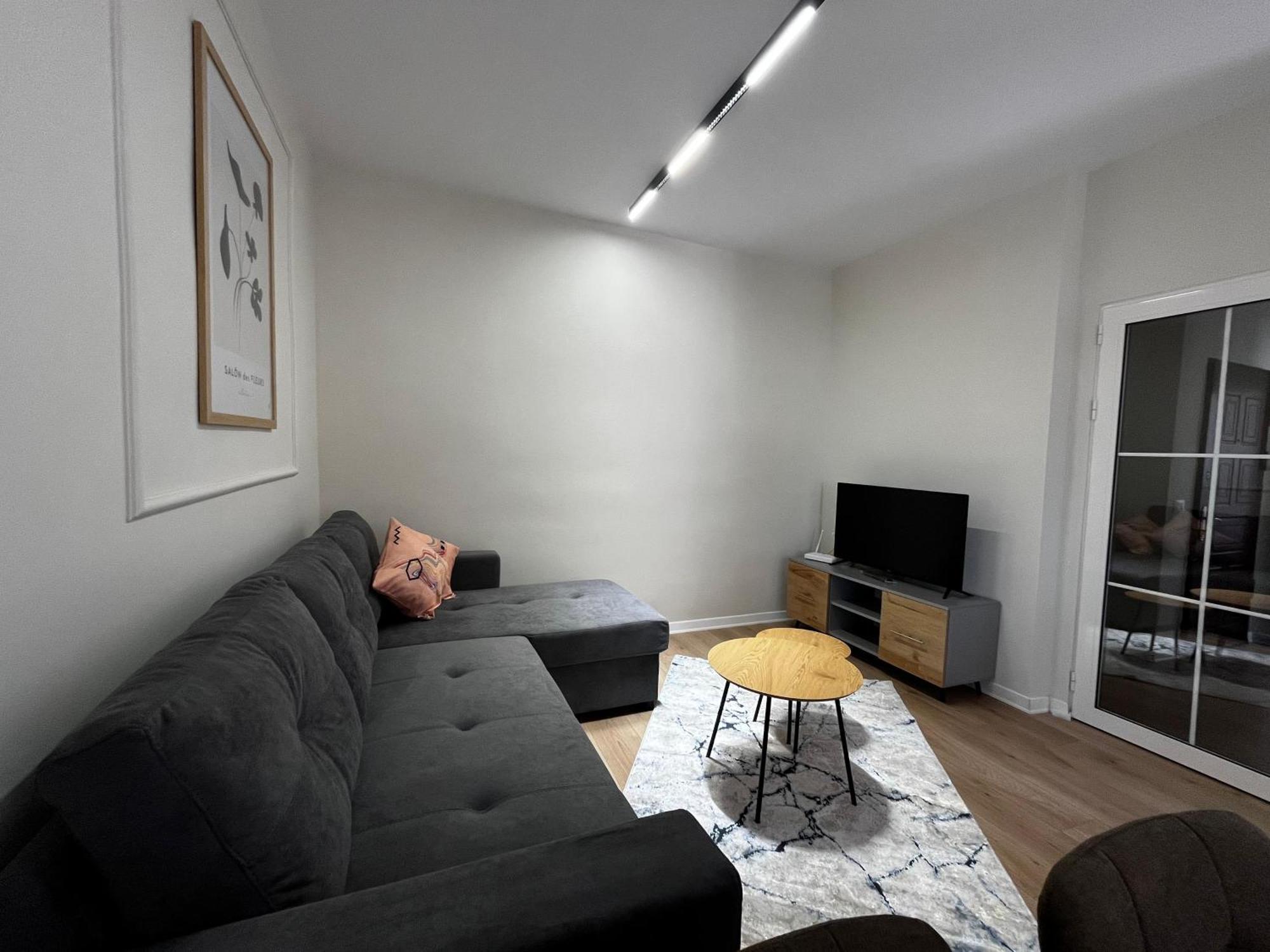 Charming Comfort Apartment Tirana Extérieur photo