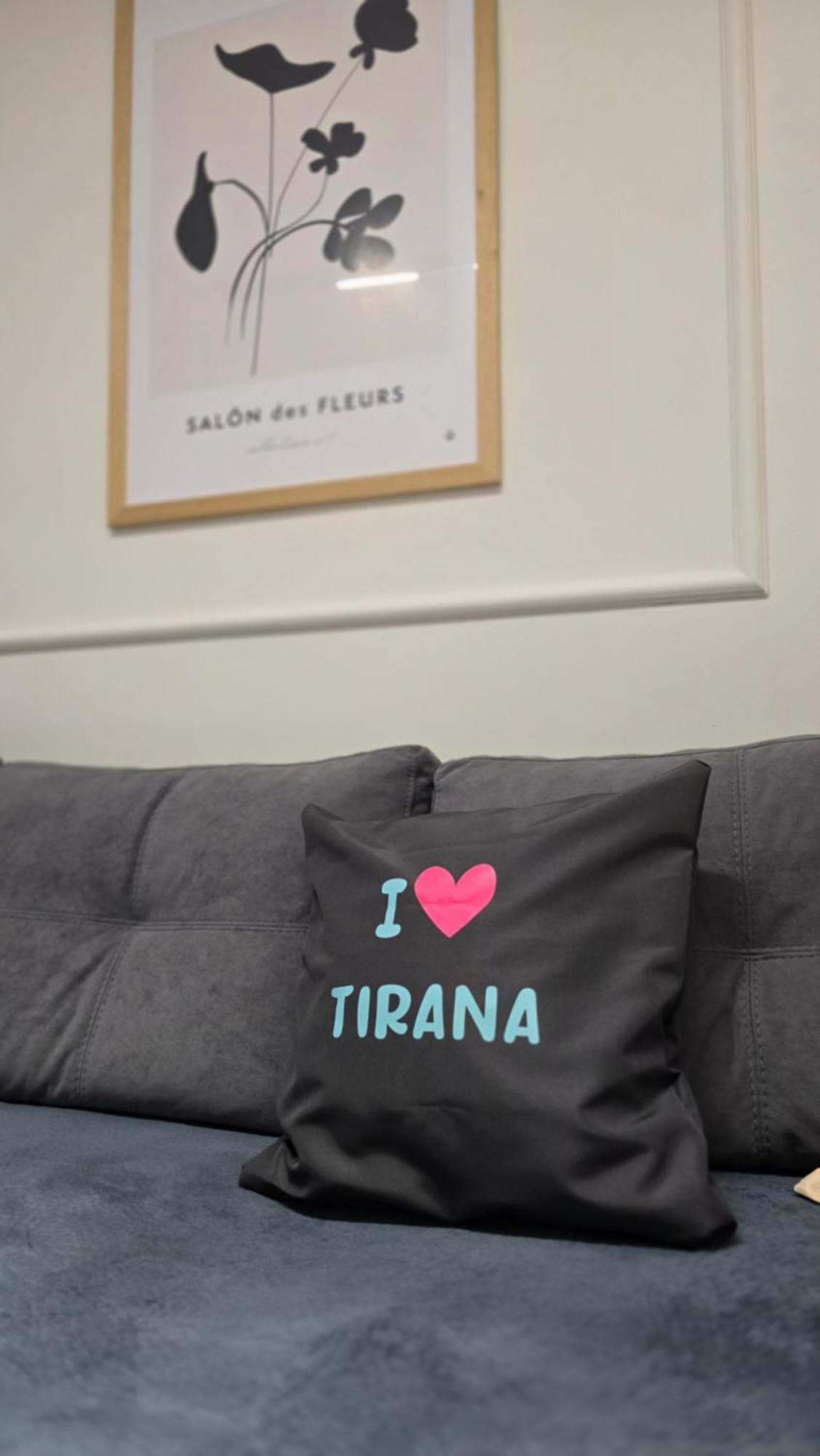 Charming Comfort Apartment Tirana Extérieur photo